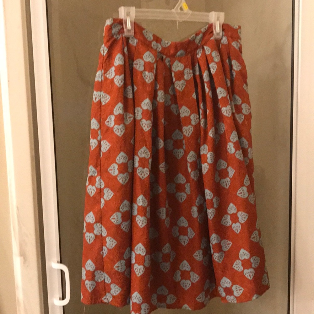 Super cute Knee length skirt